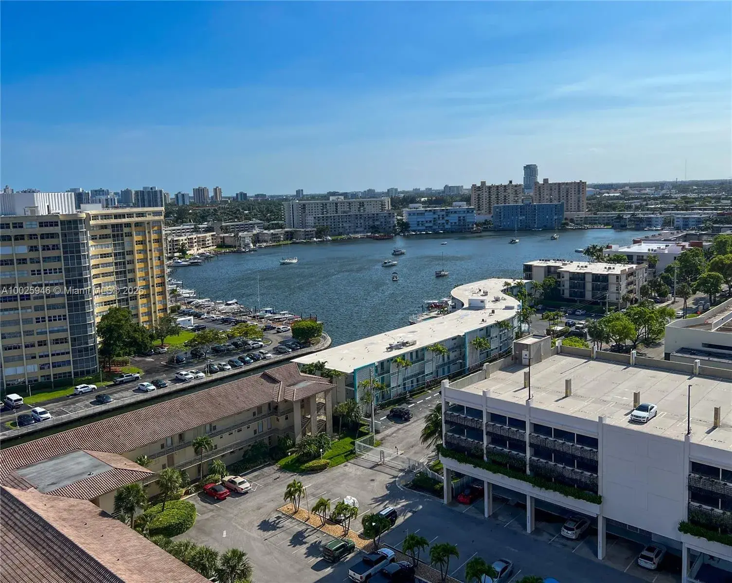 2602 E HALLANDALE BEACH BLVD # 1605, Hallandale Beach FL 33009
