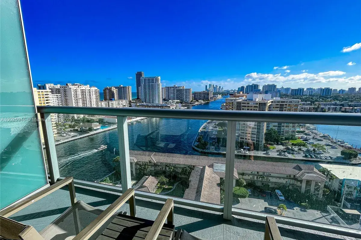 2602 E HALLANDALE BEACH BLVD # 1605, Hallandale Beach FL 33009