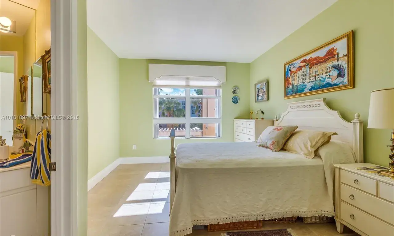 709 Crandon Blvd # 309, Key Biscayne FL 33149