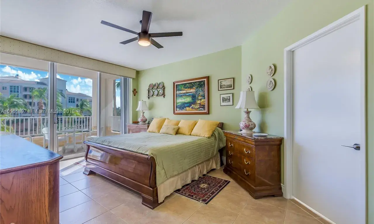 709 Crandon Blvd # 309, Key Biscayne FL 33149