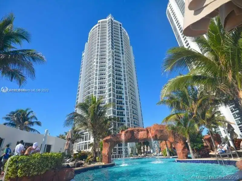 18001 Collins Ave # 716, Sunny Isles Beach FL 33160 photo 2