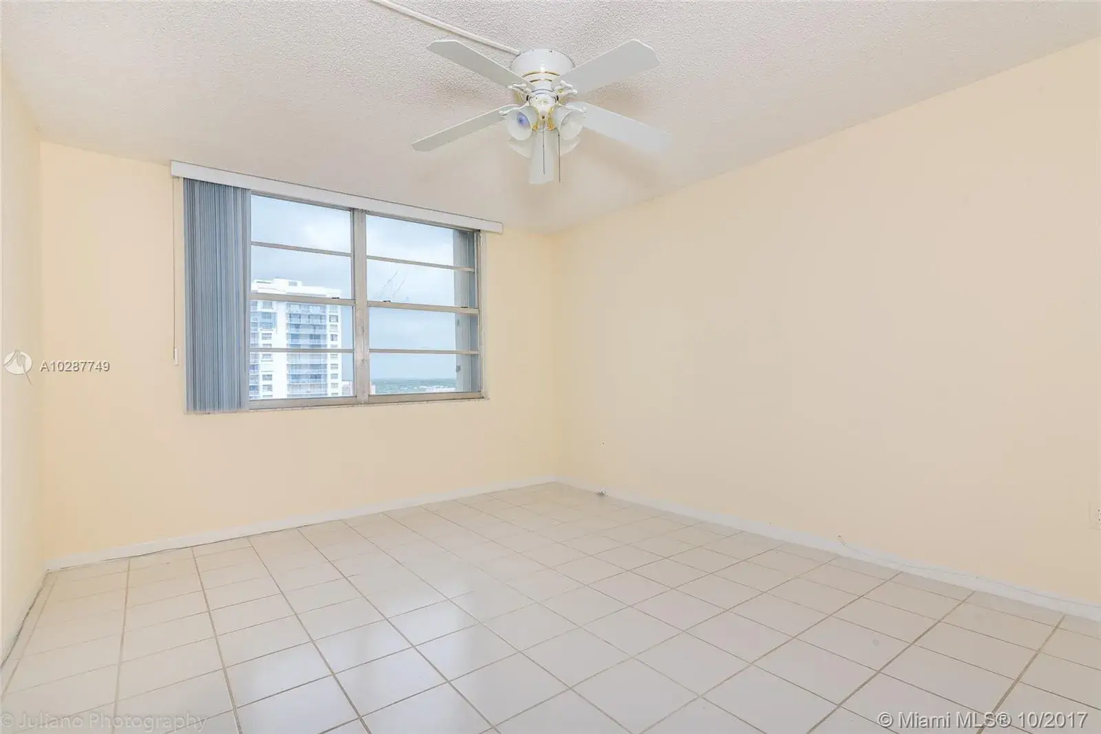 2851 NE 183rd St # 1406E, Aventura FL 33160