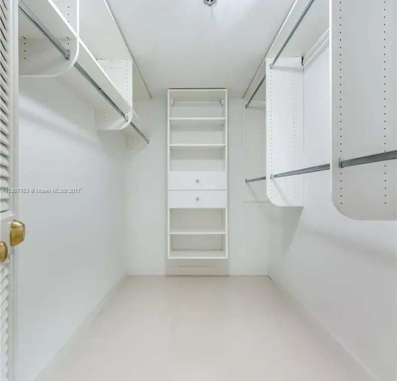 10175 Collins Ave # 1106, Bal Harbour FL 33154
