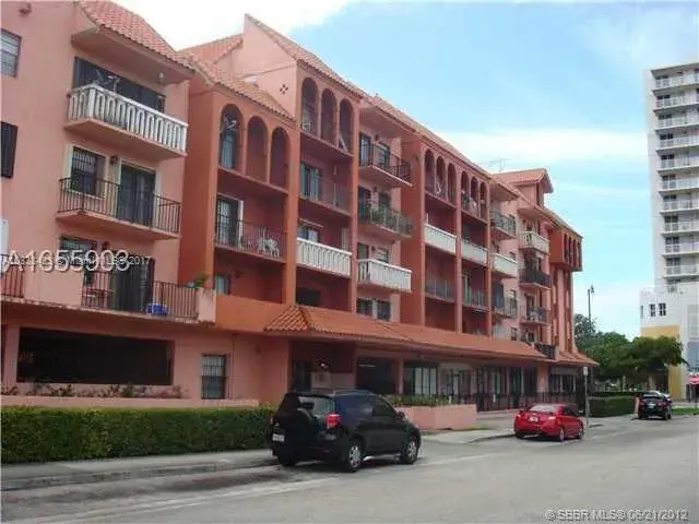 777 SW 9th Ave # 520, Miami FL 33130
