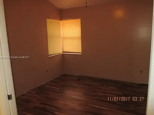 601 SW 113th Ave, Pembroke Pines FL 33025 photo 5