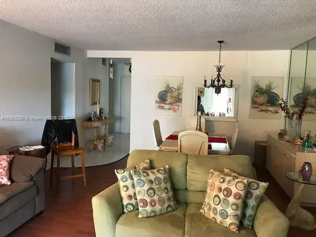 900 NE 12th Ave # 302, Hallandale Beach FL 33009