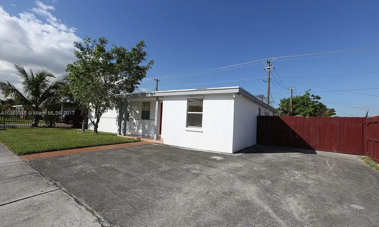 4010 SW 112th Ave, Miami FL 33165 photo 2
