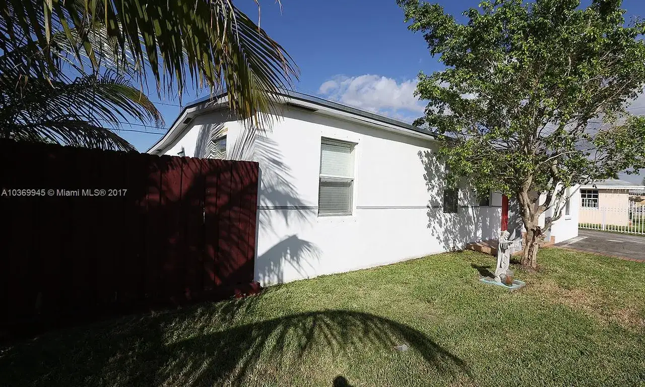 4010 SW 112th Ave, Miami FL 33165 photo 3