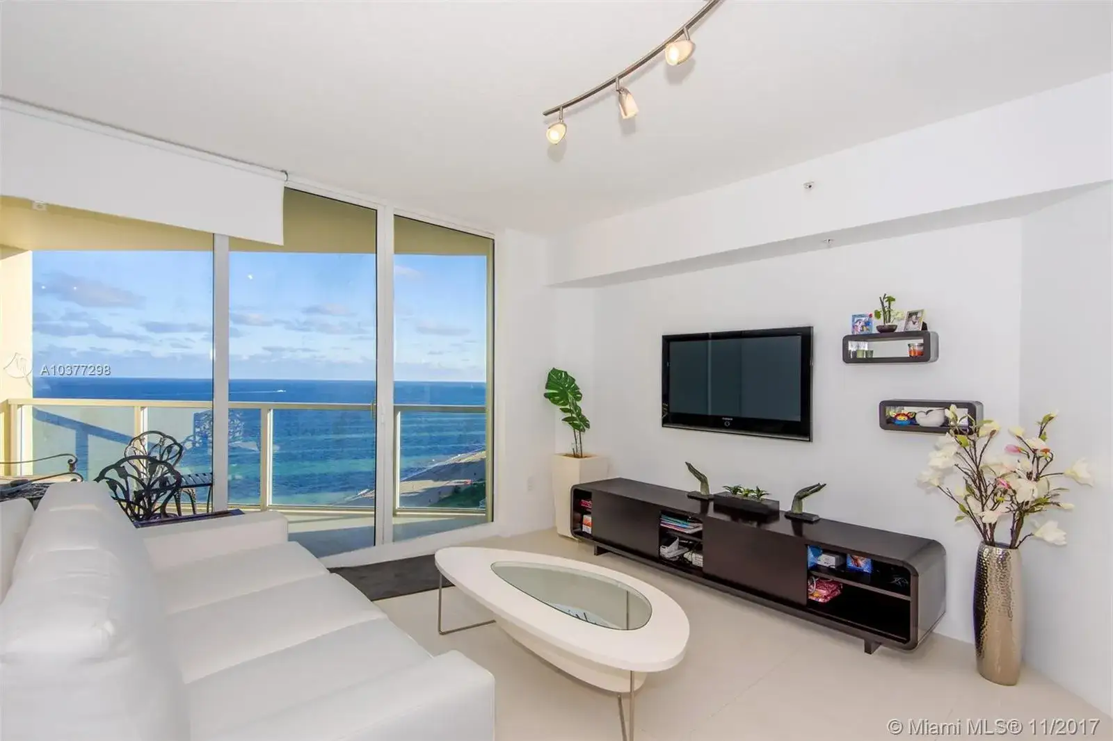 16699 Collins Ave # 1610, Sunny Isles Beach FL 33160
