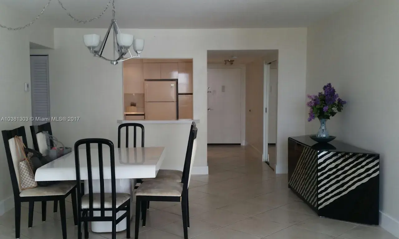 3731 N Country Club Dr # 928, Aventura FL 33180