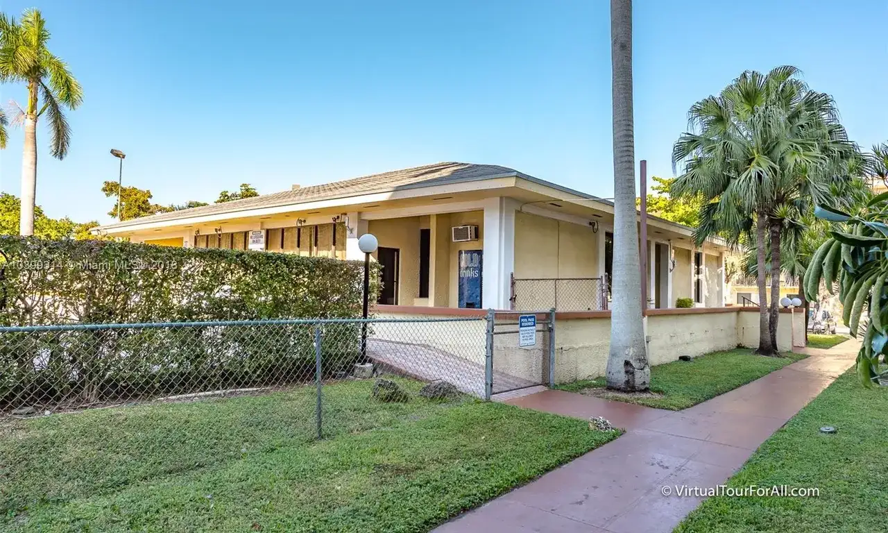 11905 NE 2nd Ave # C105, North Miami FL 33161 photo 5