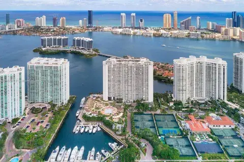 7000 Island Blvd # 1001, Aventura FL 33160