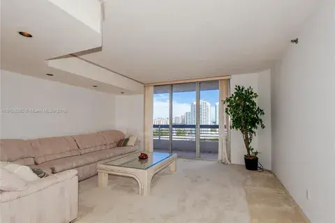 3600 Mystic Pointe Dr # 1508, Aventura FL 33180
