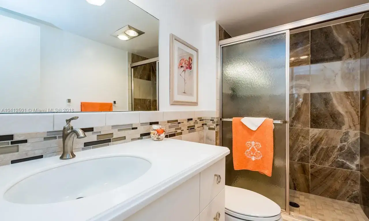 3675 N Country Club Dr # 206, Aventura FL 33180 photo 4