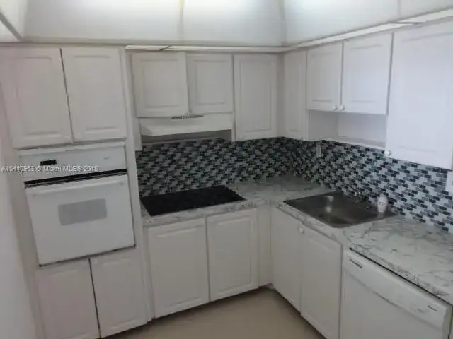 19390 Collins Ave # 120, Sunny Isles Beach FL 33160 photo 4