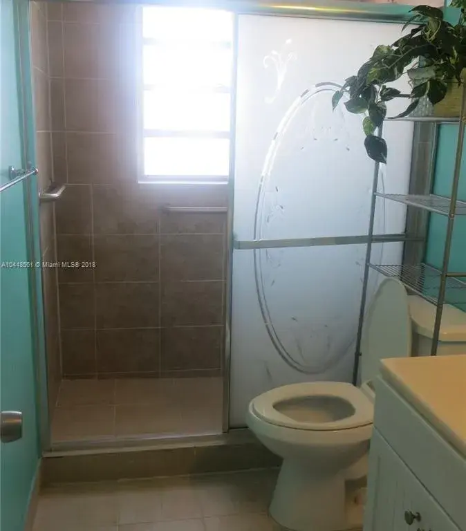 6855 Abbott Ave # 303, Miami Beach FL 33141