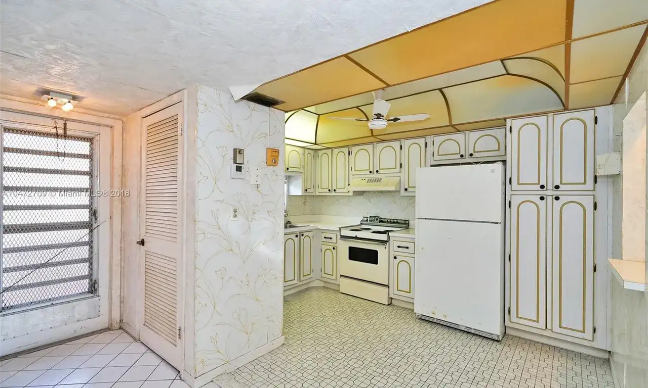 411 S Hollybrook Dr # 207, Pembroke Pines FL 33025 photo 4
