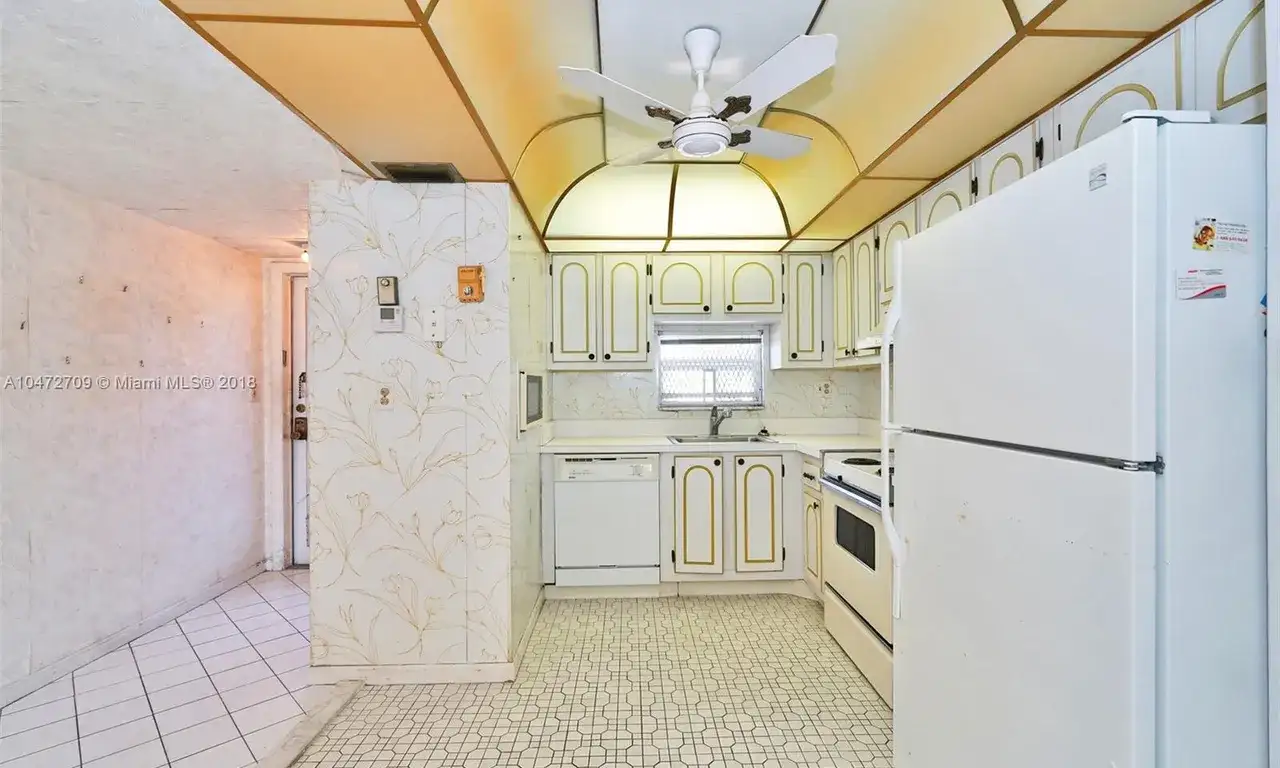 411 S Hollybrook Dr # 207, Pembroke Pines FL 33025 photo 5
