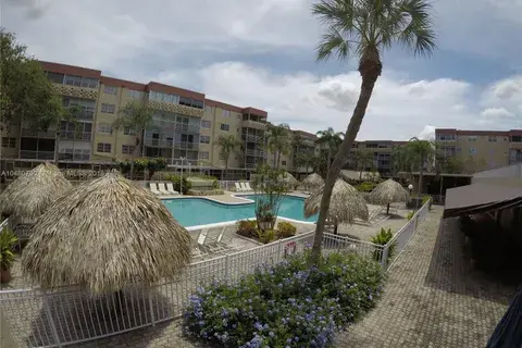 406 NW 68th Ave # 526, Plantation FL 33317
