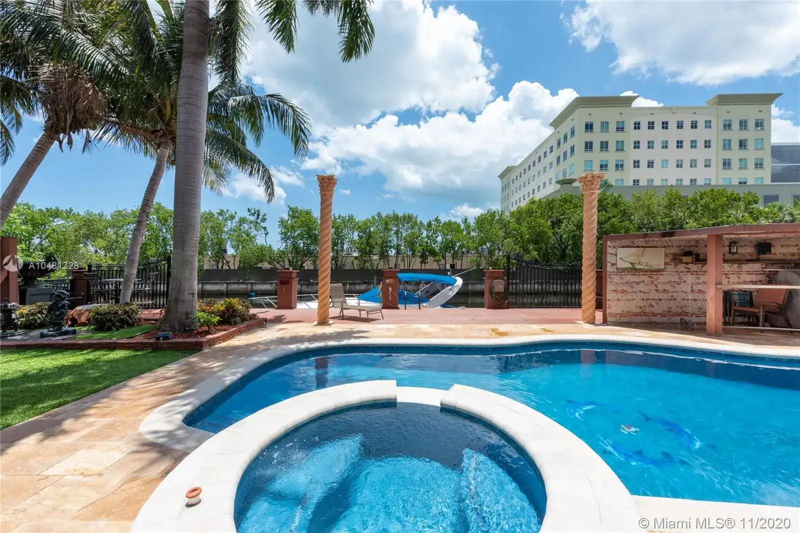 3400 NE 164th St, North Miami Beach FL 33160 photo 4