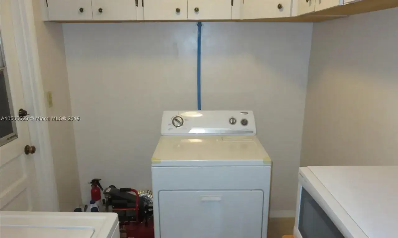 7790 NW 15th St, Pembroke Pines FL 33024 photo 5