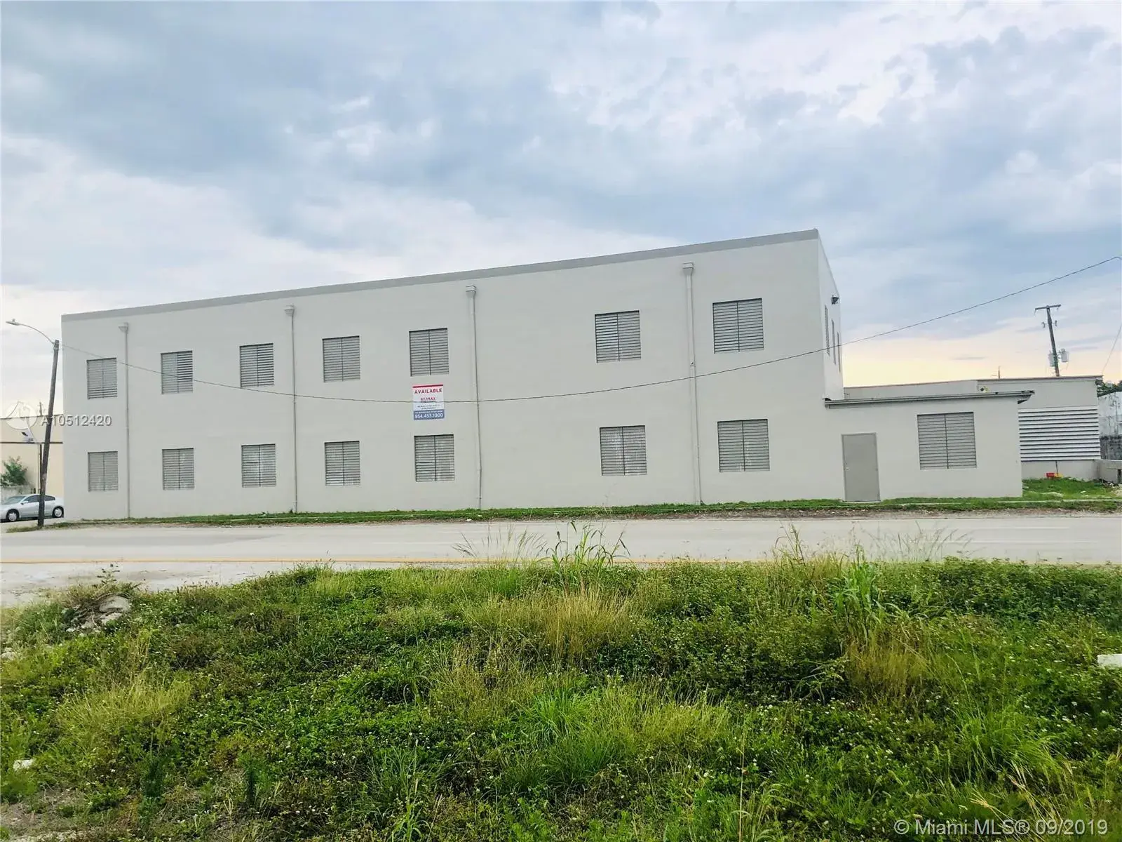 2040 Liberty St, Hollywood FL 33020
