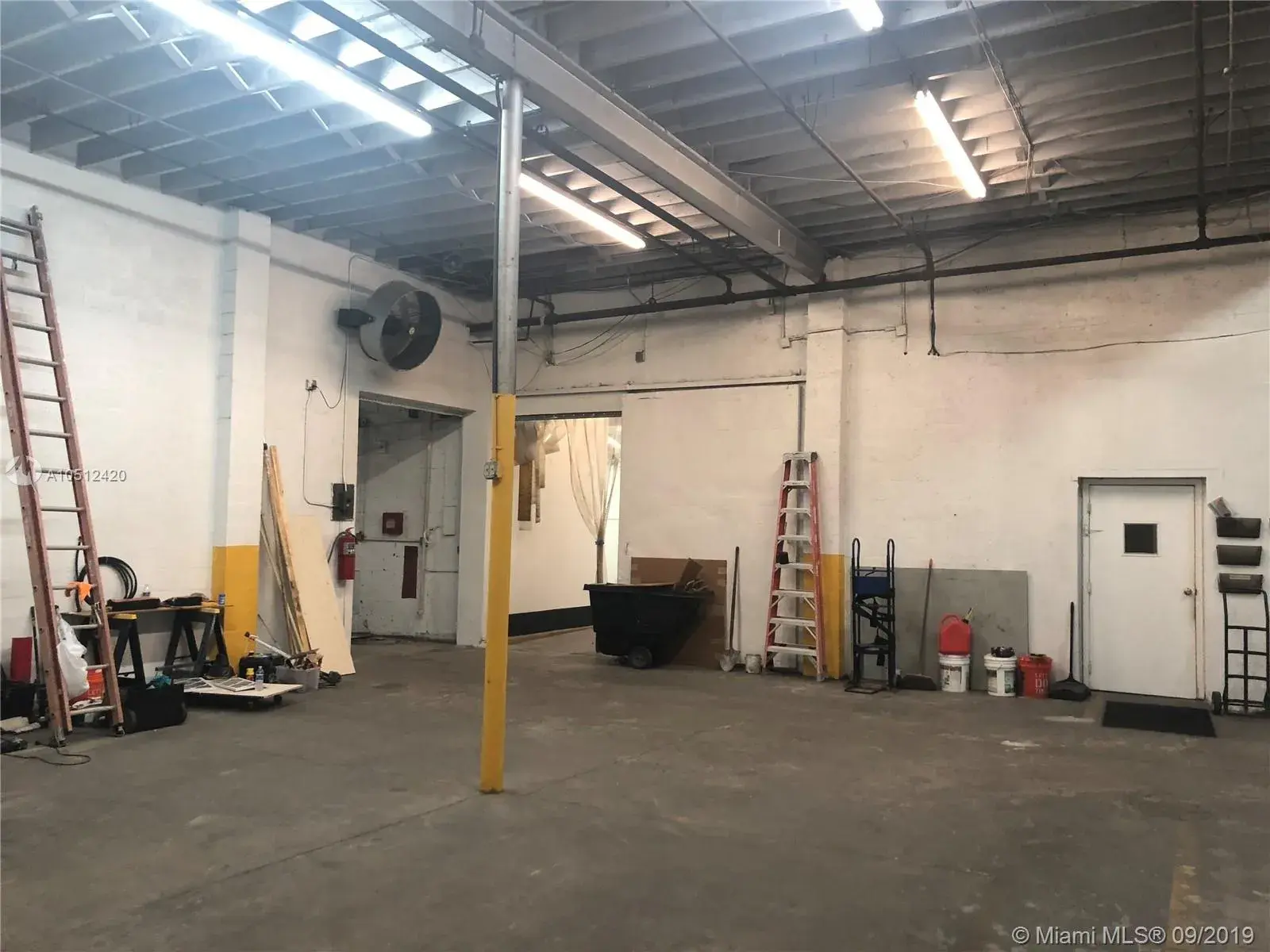 2040 Liberty St, Hollywood FL 33020