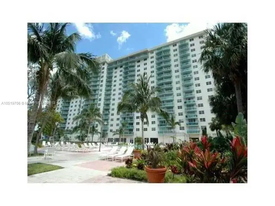 19370 Collins Ave # 321, Sunny Isles Beach FL 33160 photo 4