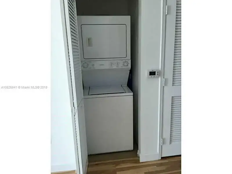 950 Brickell Bay Dr # 3403, Miami FL 33131 photo 3