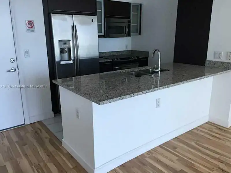 950 Brickell Bay Dr # 3403, Miami FL 33131 photo 4