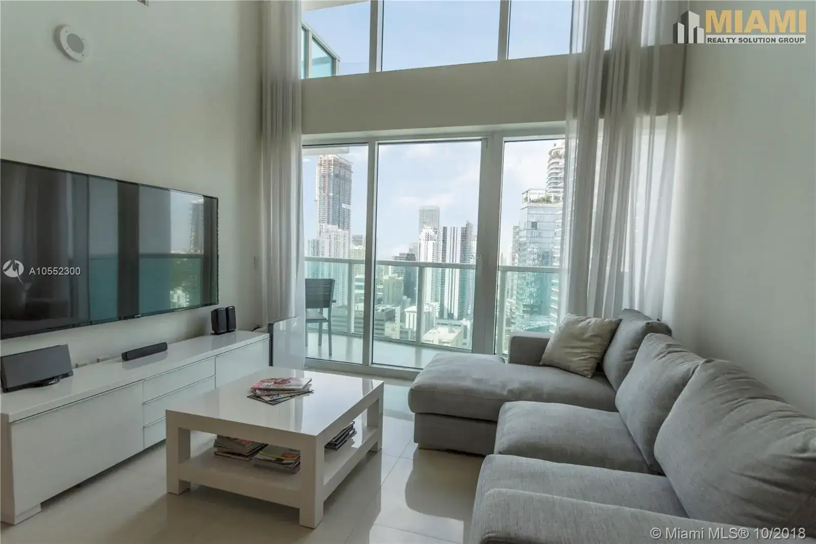 41 SE 5th St # 2210, Miami FL 33131 photo 4