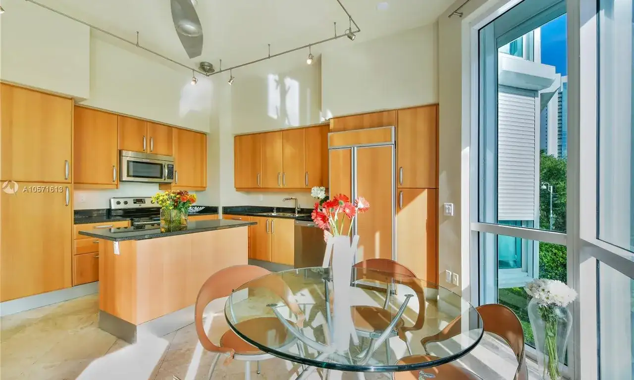 16500 Collins Ave # 8, Sunny Isles Beach FL 33160 photo 4