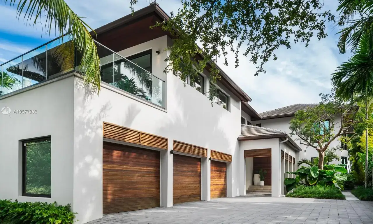 401 E Rivo Alto Dr, Miami Beach FL 33139 photo 2