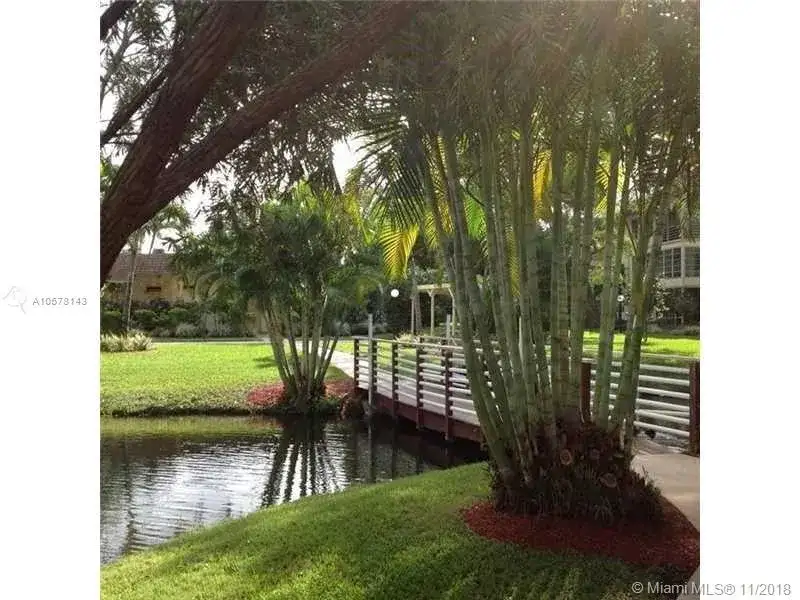 5181 W Oakland Park Blvd # 214, Lauderdale Lakes FL 33313 photo 5