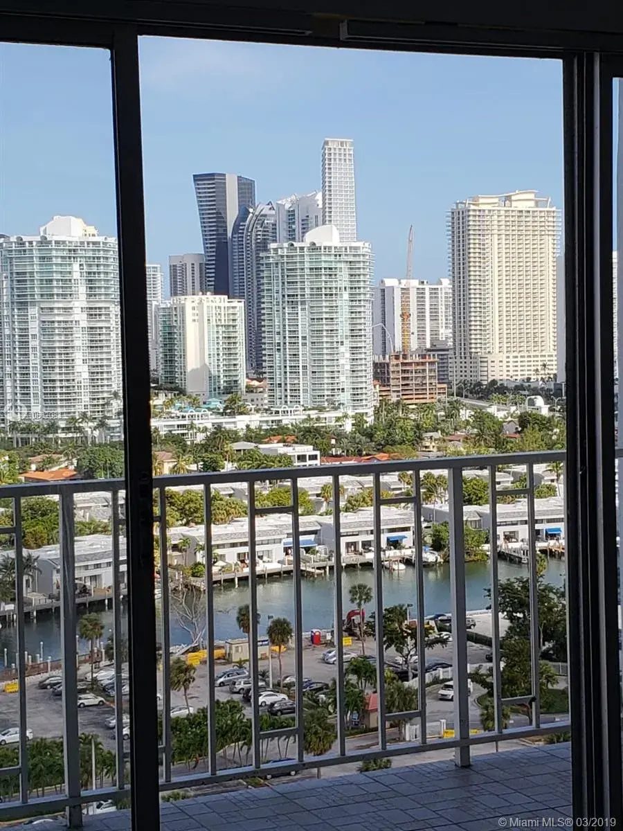 500 Bayview Dr # 1723, Sunny Isles Beach FL 33160