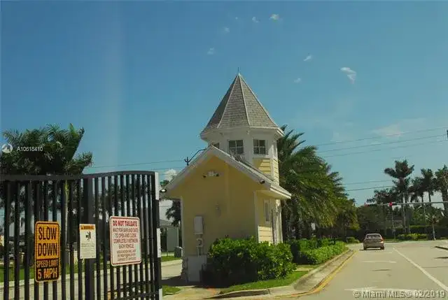 373 NE 26th Pl # 202, Homestead FL 33033 photo 4
