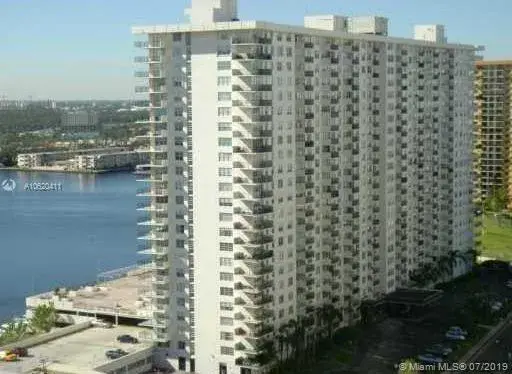 250 174th St # 302, Sunny Isles Beach FL 33160