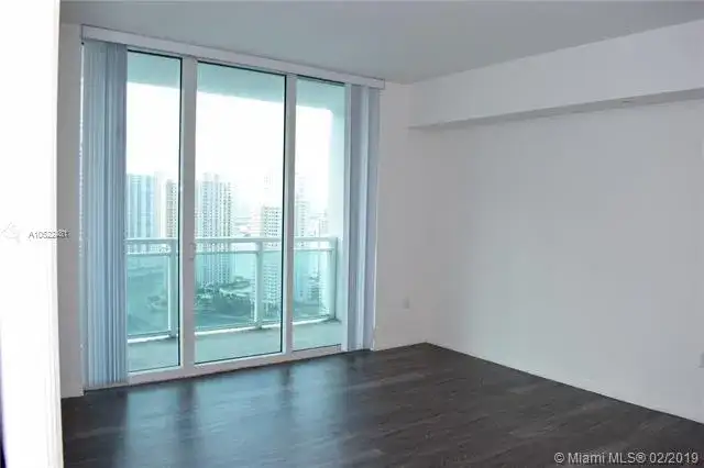 950 Brickell Bay Dr # 3108, Miami FL 33131 photo 5