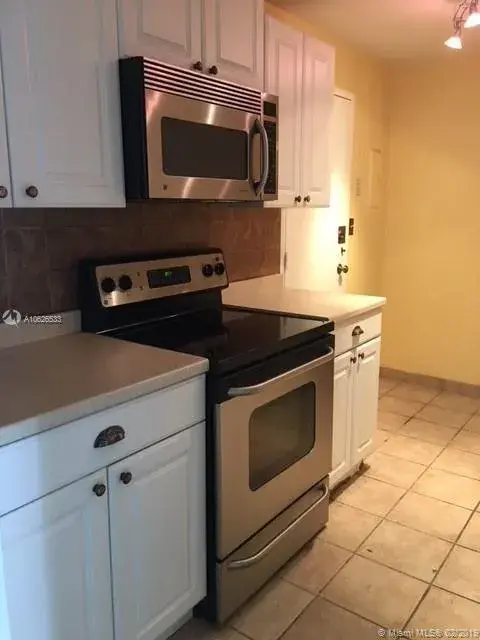 1865 79th St Cswy # 5M, North Bay Village FL 33141
