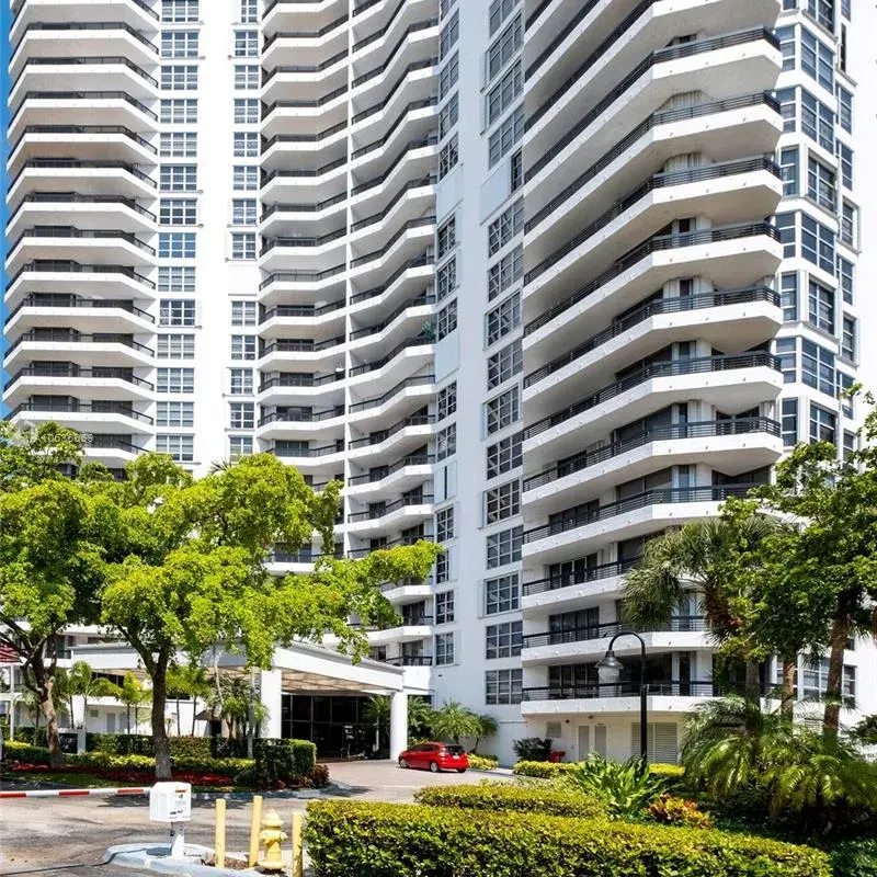 3400 NE 192nd St # 1611, Aventura FL 33180