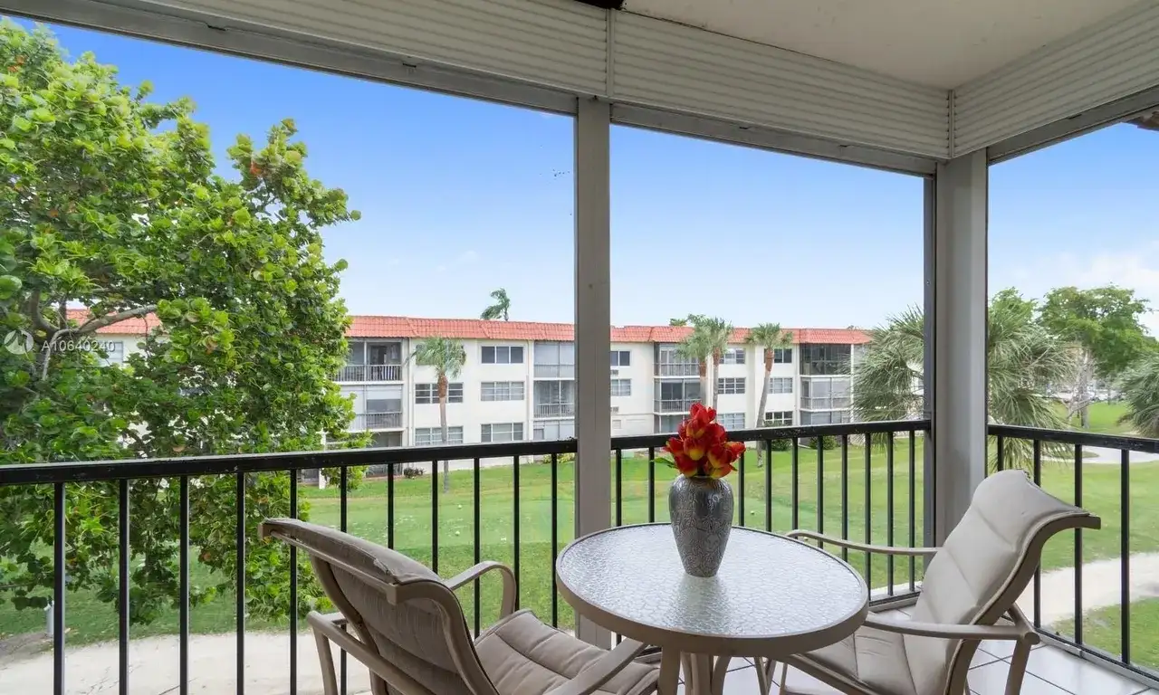 681 S Hollybrook Dr # 307, Pembroke Pines FL 33025 photo 3