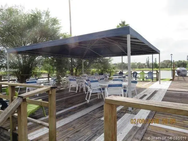 4164 Inverrary Dr # 813, Lauderhill FL 33319