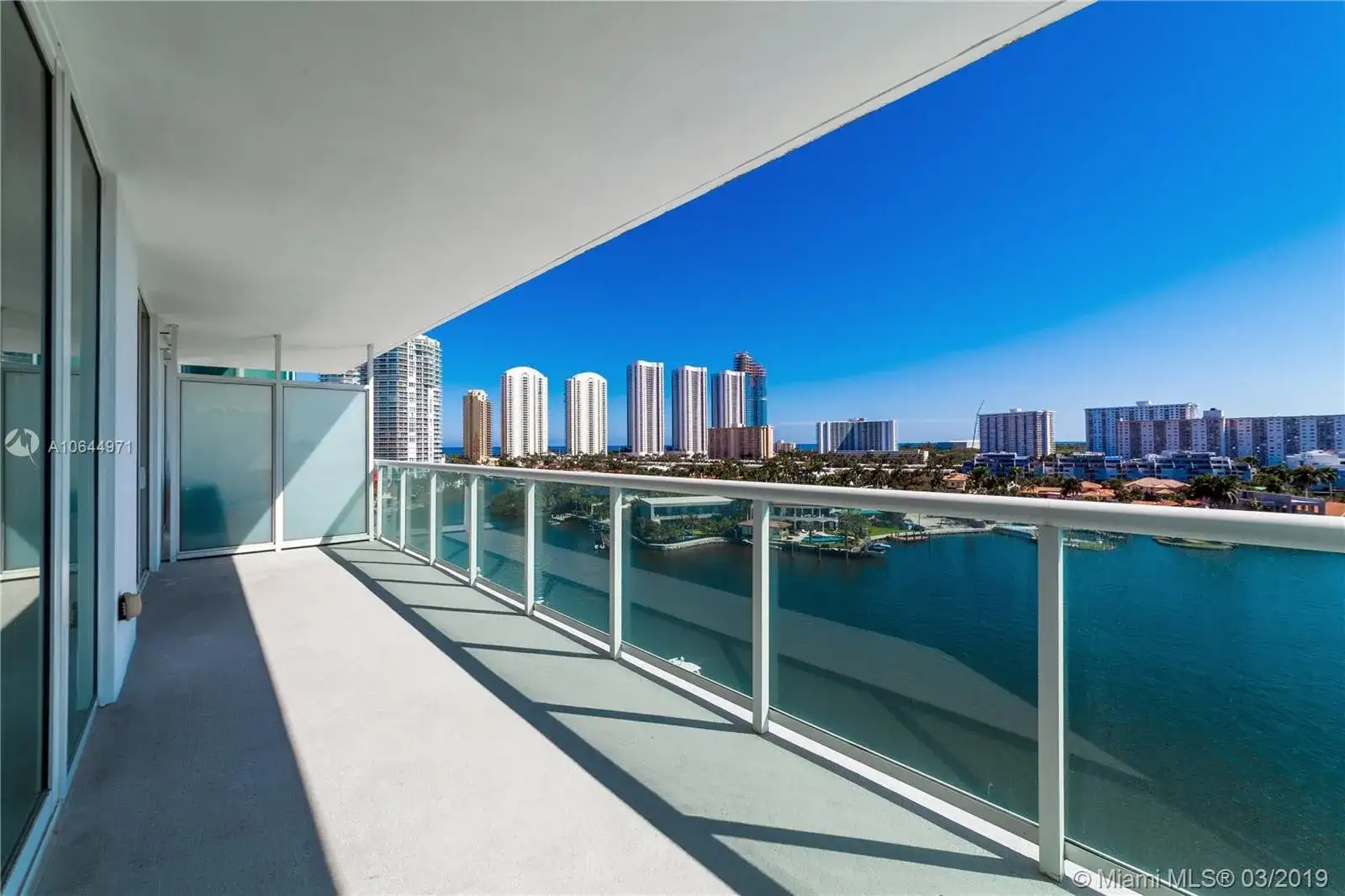 400 Sunny Isles Blvd # 916, Sunny Isles Beach FL 33160 photo 4
