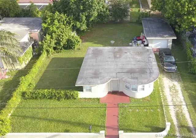 340 NE 170th St, North Miami Beach FL 33162 photo 4
