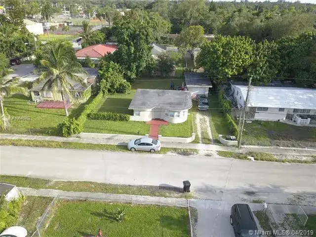 340 NE 170th St, North Miami Beach FL 33162 photo 5