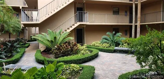 10425 SW 112th Ave # 304, Miami FL 33176