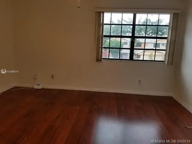 10479 NW 3rd St, Pembroke Pines FL 33026