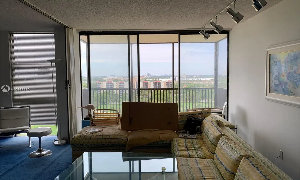 20379 W Country Club Dr # 1140, Aventura FL 33180
