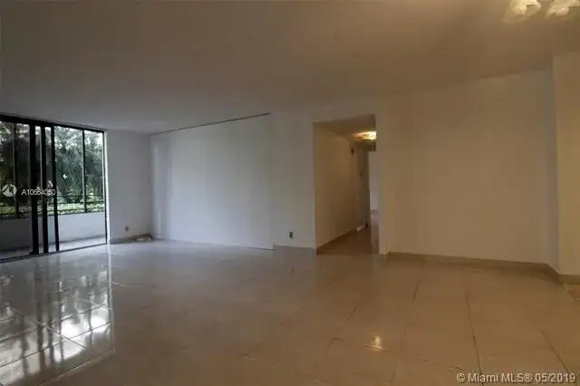 2500 PARKVIEW DR # 315, Hallandale Beach FL 33009 photo 4