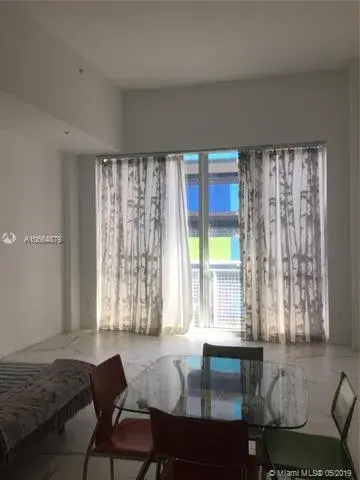 253 NE 2nd St # 214, Miami FL 33132